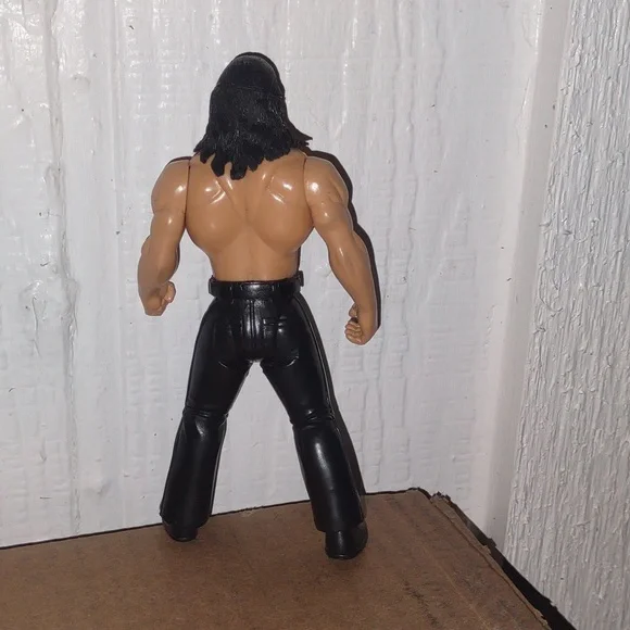 2005 WWE Matt Hardy Action Figure Jakks Pacific Black Pants - Picture 6 of 8